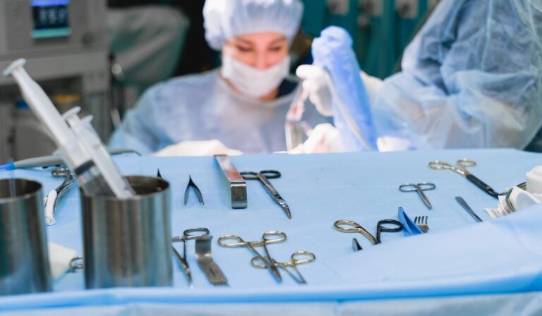 pexels-anna-shvets-6291088